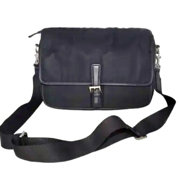 COACH KIJ-7435 Rare 1980's Black Twill and Leather Crossbody Bag - Picture 1 of 9